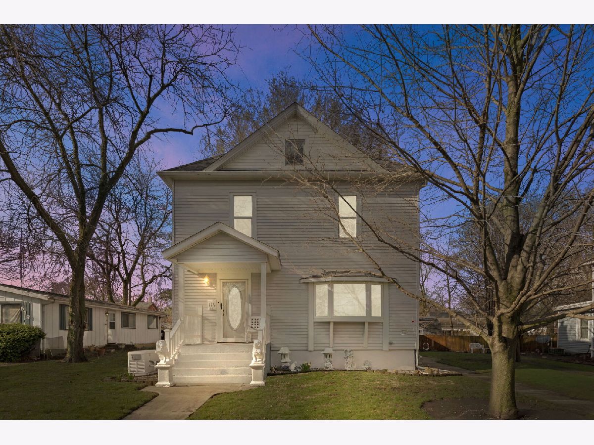  Sold Momence Illinois, 520 4th