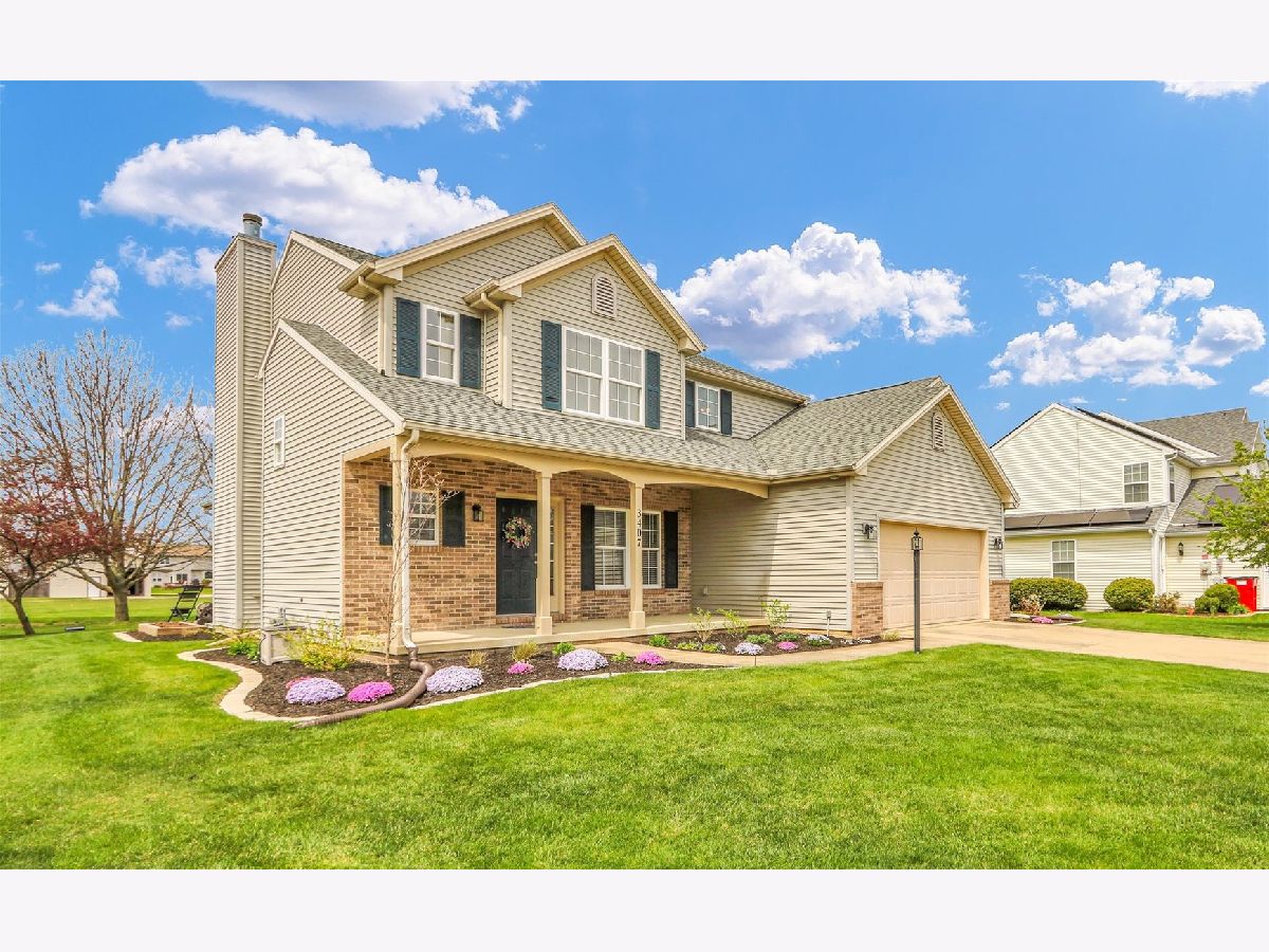 Homes & Condos & Townhomes Sold Cherry Hills Champaign Illinois, 3407 Weeping Cherry