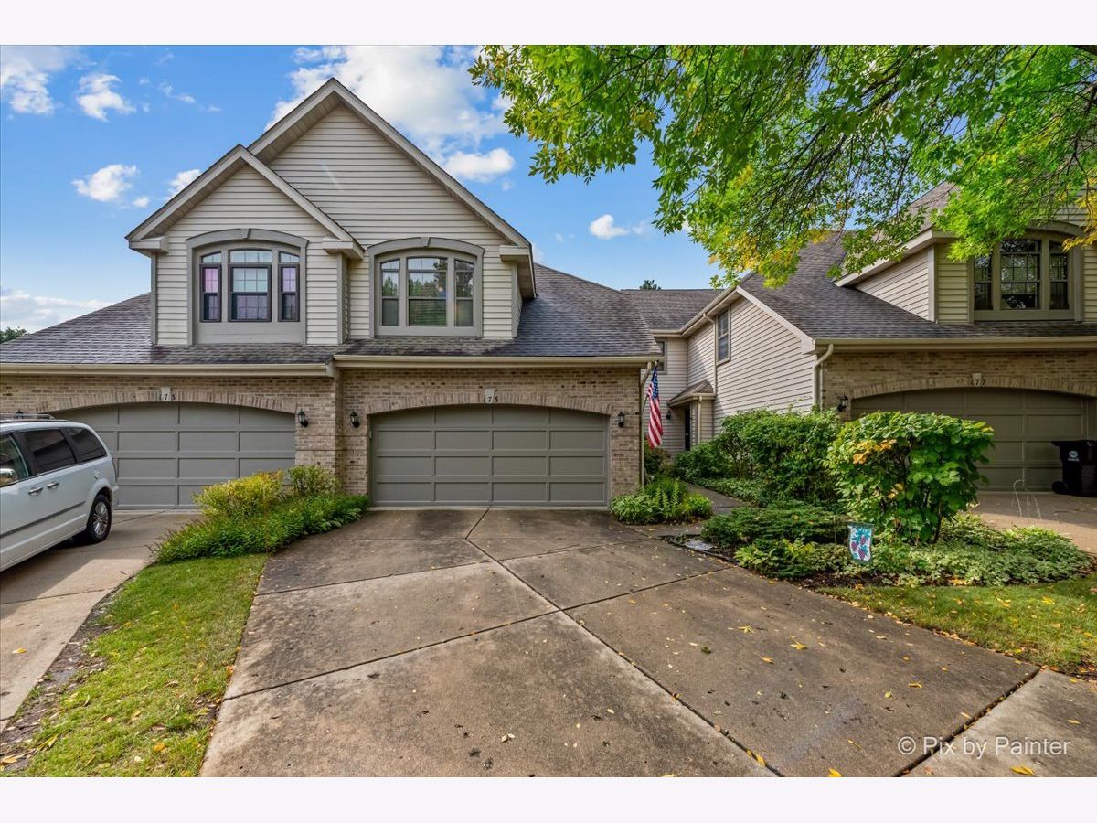 Townhomes & Homes Sold Bloomfield Club Bloomingdale Illinois, 175 Benton