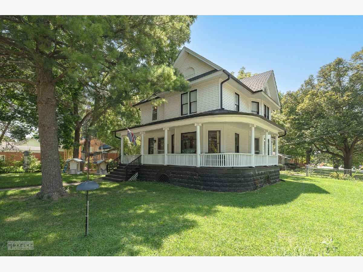  Sold Hinckley Illinois, 511 Mckinley