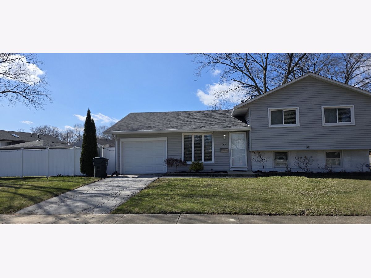  Rented Glenwood Illinois, 138 Rose