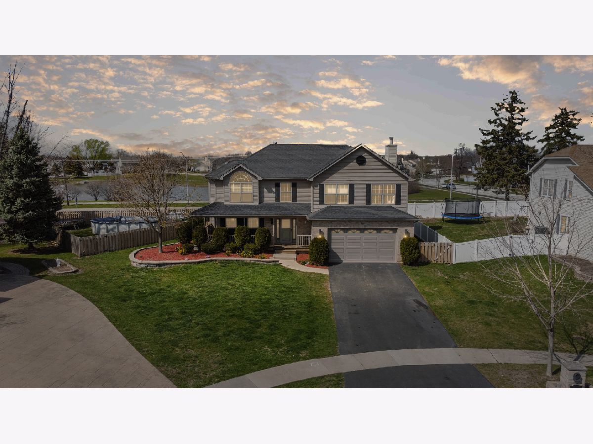 Homes Sold Covington Cove Carol Stream Illinois, 908 Hampton