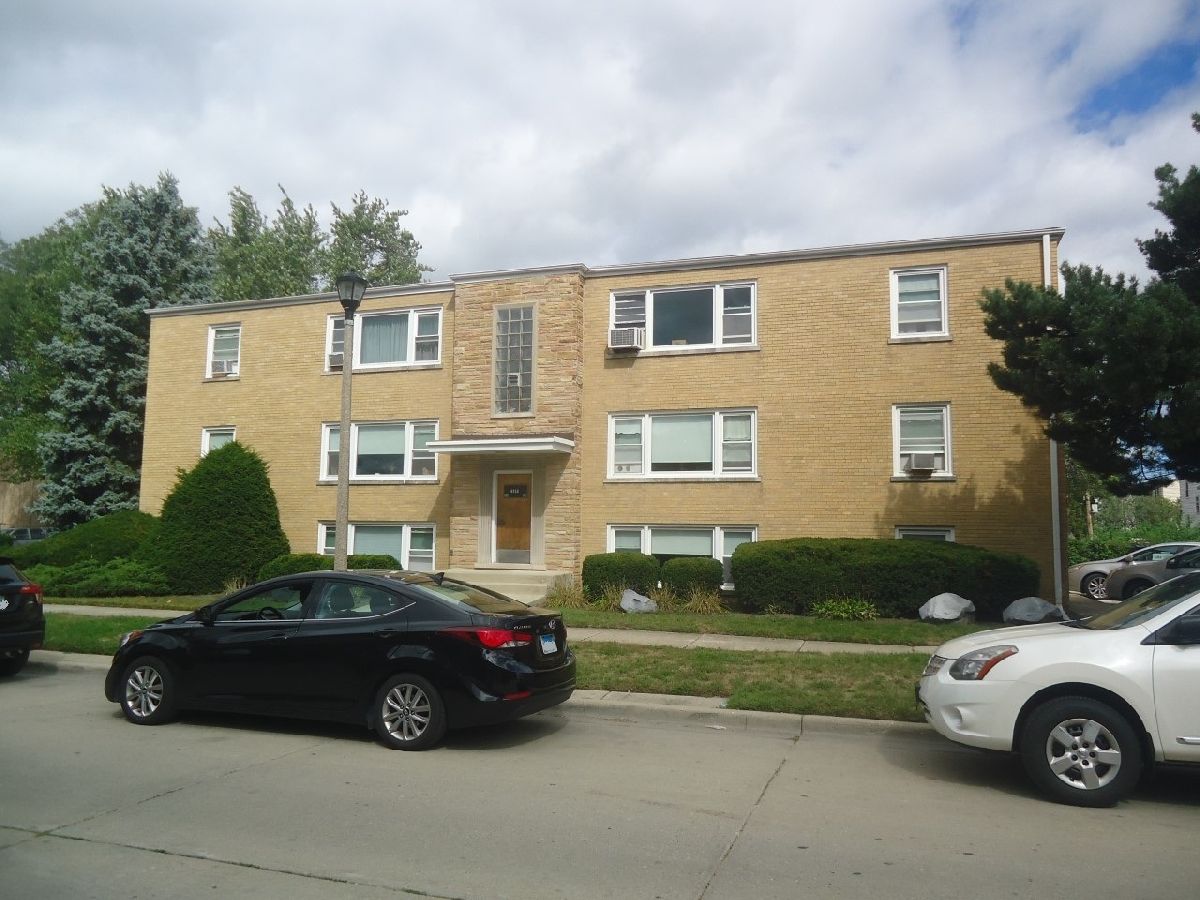 For Rent Skokie Illinois, 4950 Greenwood