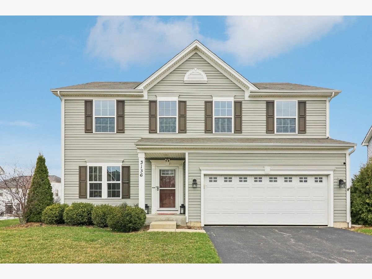 Townhomes & Condos & Homes Sold Midlane Club Wadsworth Illinois, 3136 Newport