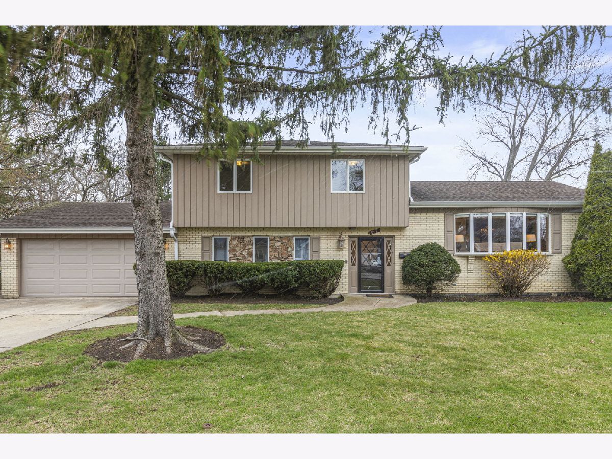 Homes Sold Countryside Glenview Illinois, 912 Revere