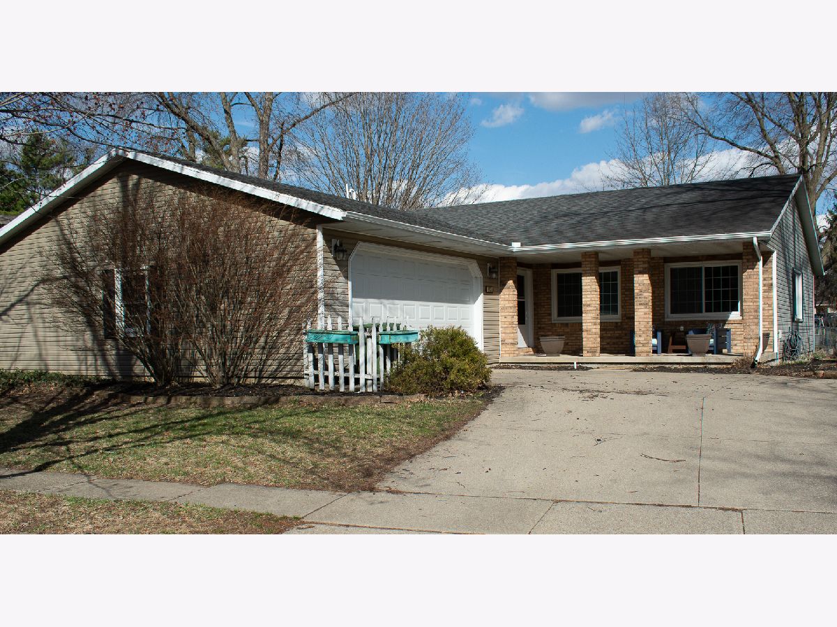 Homes & Condos & Townhomes Sold Timber View Mahomet Illinois, 202 Jennifer