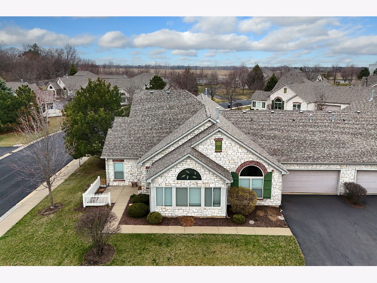 Townhomes & Condos Sold Messenger Woods Homer Glen Illinois, 16067 Messenger