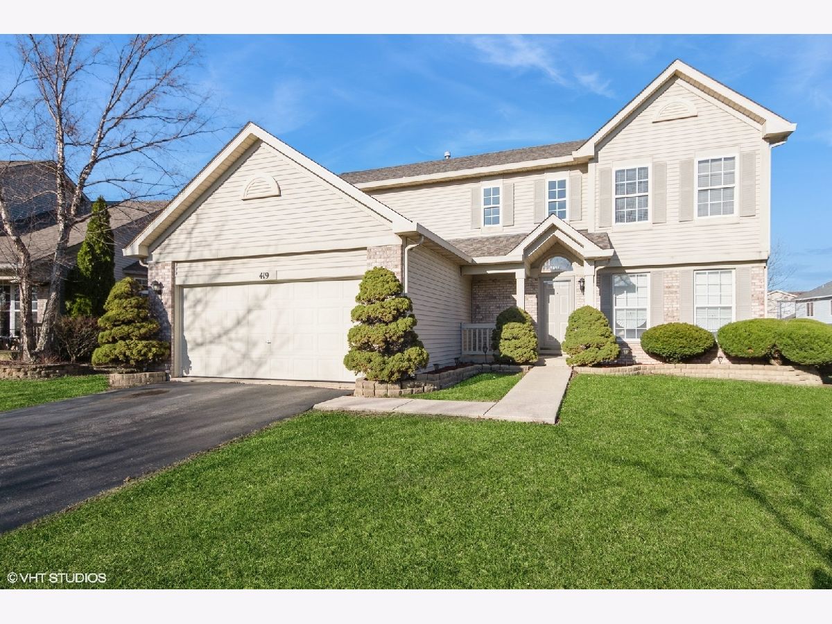 Homes & Townhomes Rented Lakewood Falls Romeoville Illinois, 419 Melissa