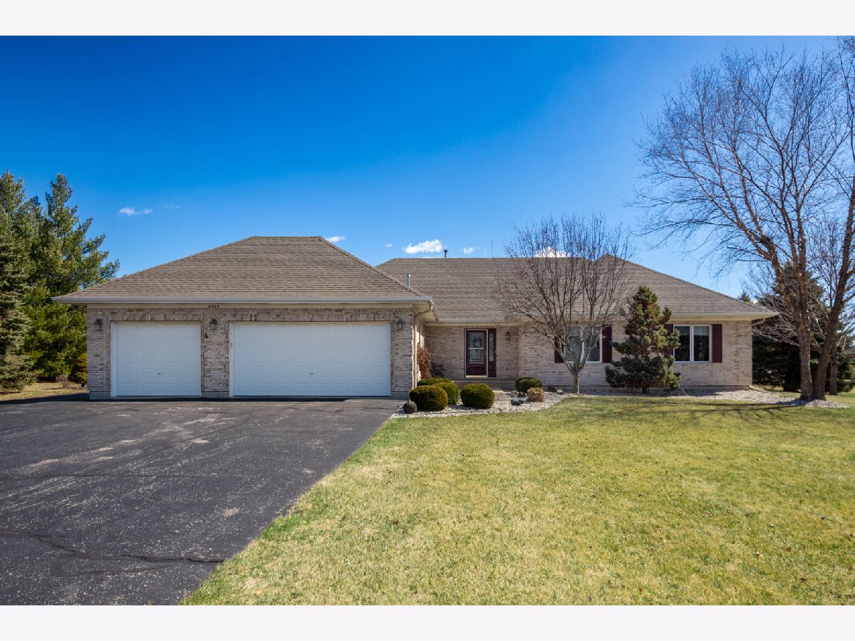 Homes Sold Whitetail Crossing Spring Grove Illinois, 8404 Squirrel