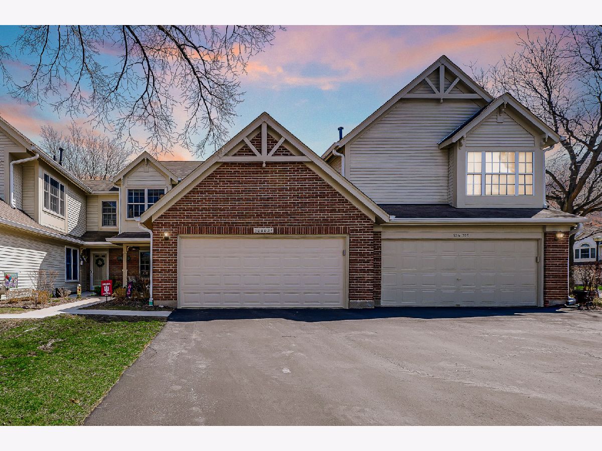 Townhomes & Condos Sold Maple Hill Warrenville Illinois, 30W027 Penny