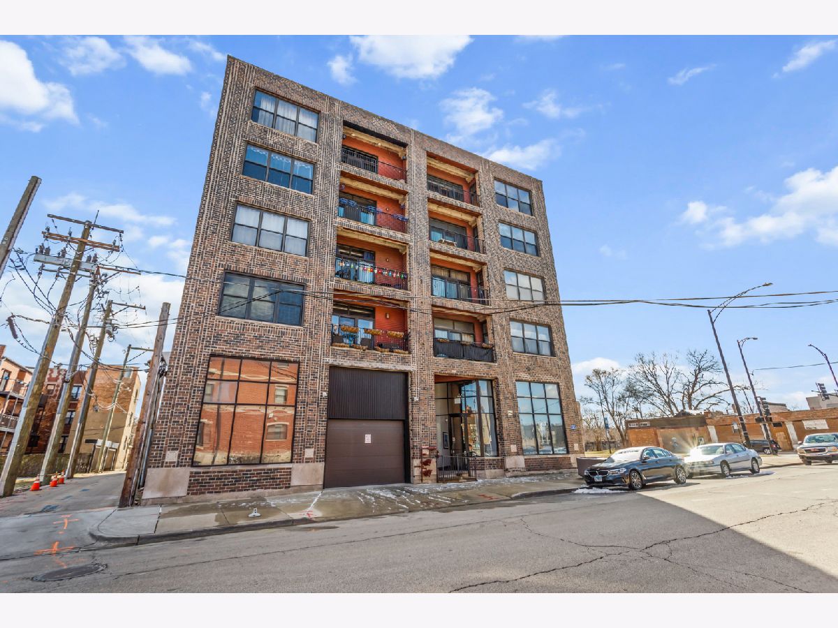 Condos & Townhomes & Homes Rented Bronzeville Chicago Illinois, 809 40th