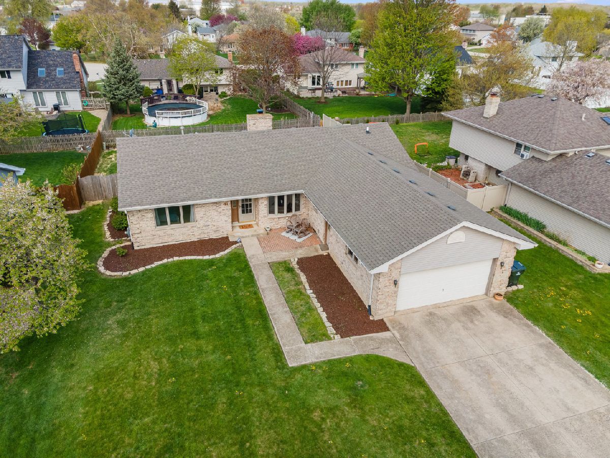 Homes Sold Fieldstone New Lenox Illinois, 41 Victorian