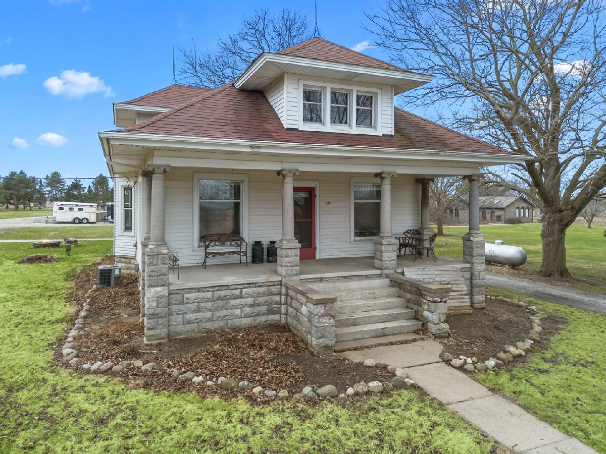  Sold Richmond Illinois, 6217 Broadway