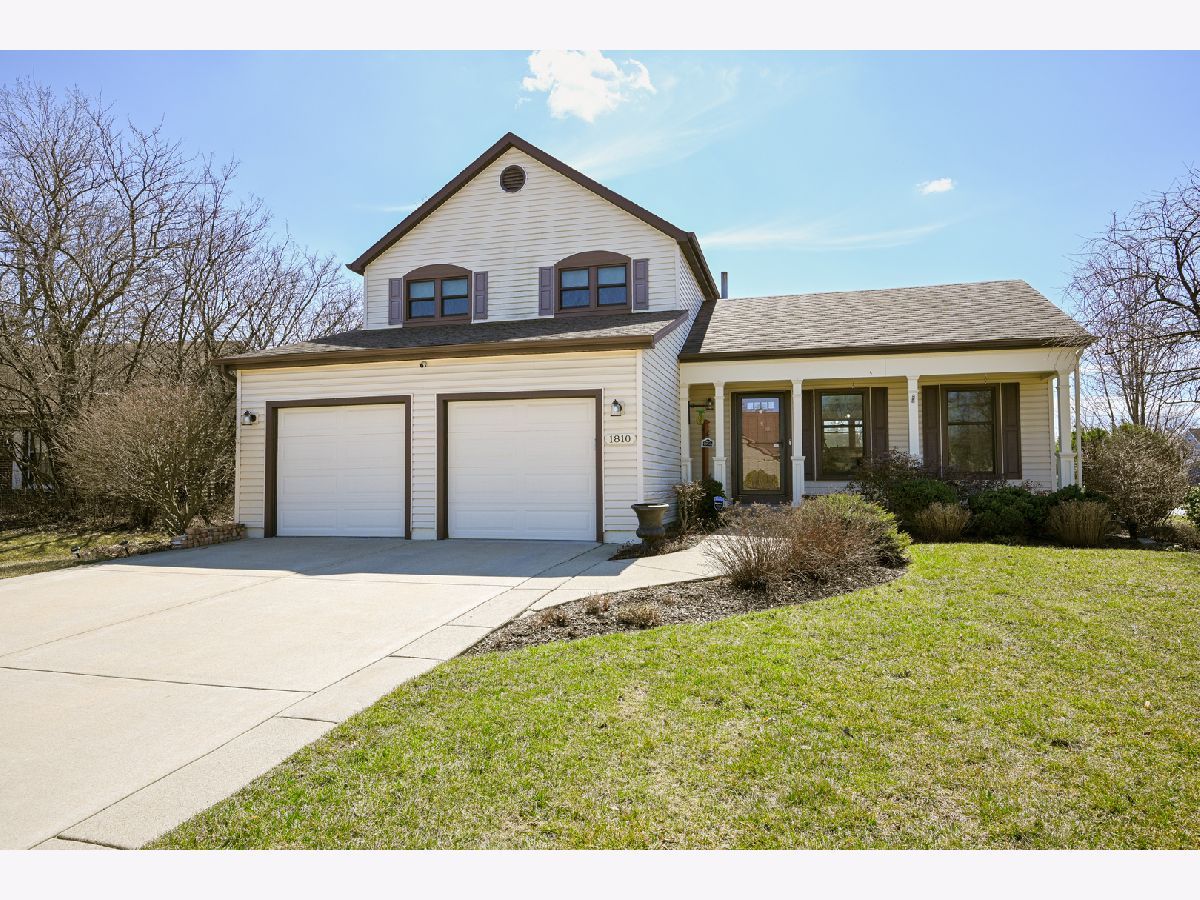 Homes Sold Scottdale Wheaton Illinois, 1810 Shetland