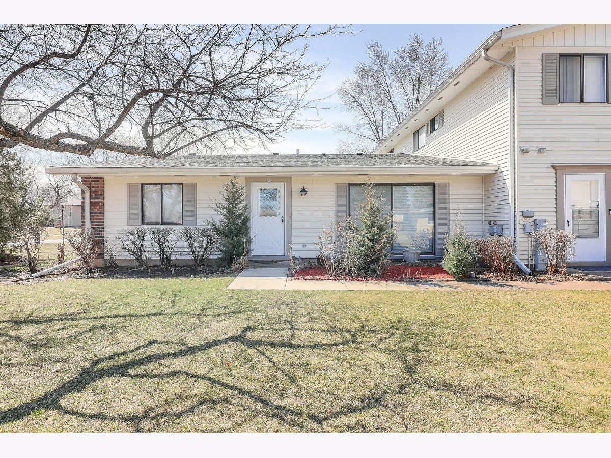 Townhomes & Condos & Homes Sold Fairfield Bloomingdale Illinois, 170 Quincy