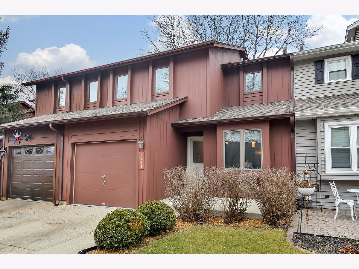 Homes & Townhomes Sold Riverwood Algonquin Illinois, 1214 Riverwood