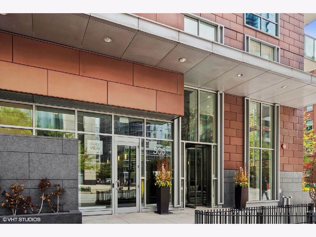 Condos & Townhomes Sold Parkview Condominiums Chicago Illinois, 505 Mcclurg