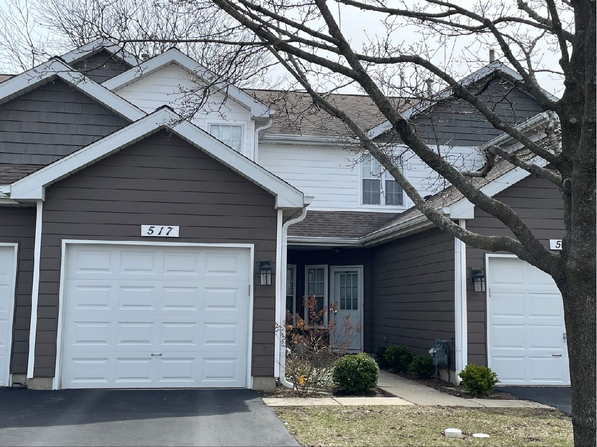 Townhomes Rented Woodhaven Mundelein Illinois, 517 Woodhaven