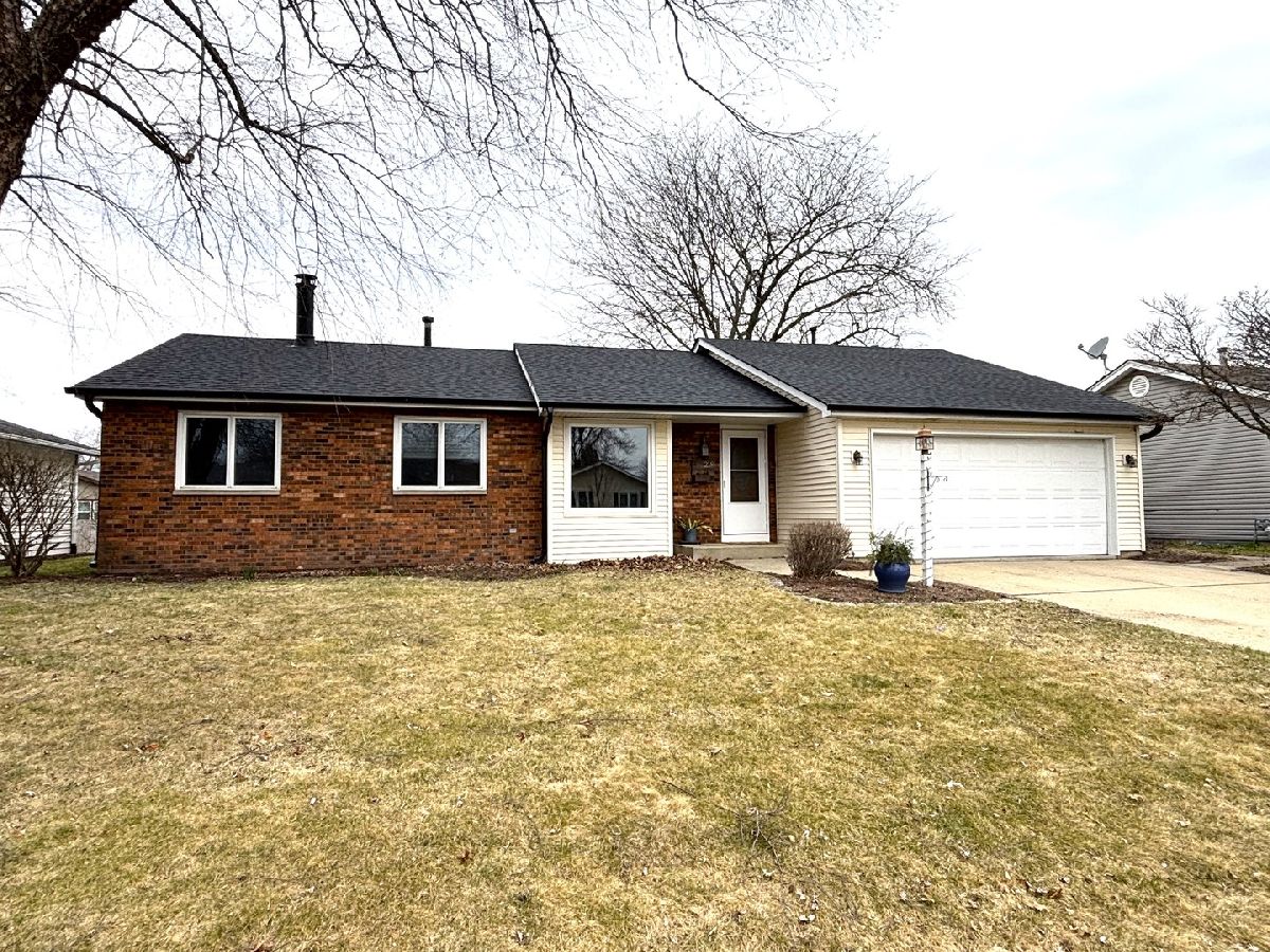 Homes Sold Highlands North Aurora Illinois, 218 Larchwood