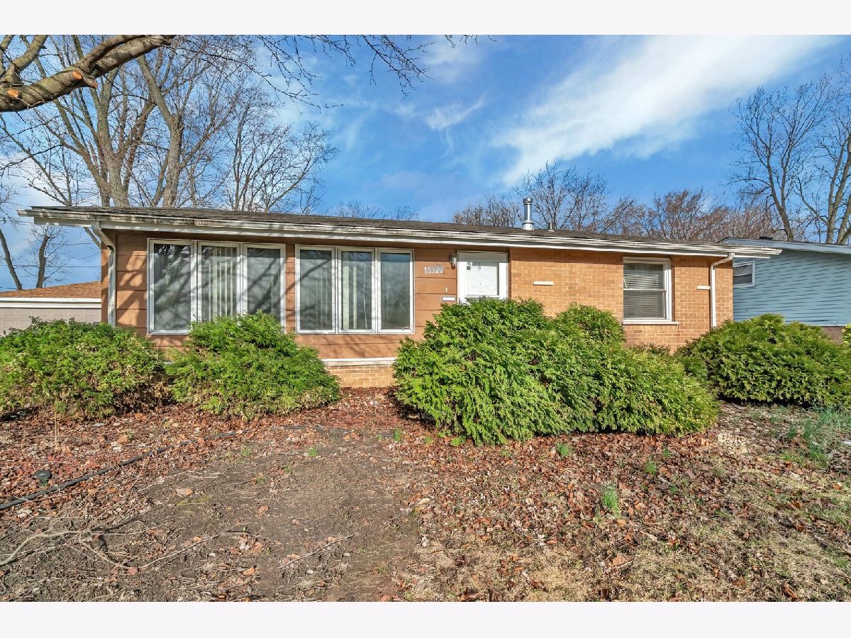  Sold Markham Illinois, 16322 Plymouth