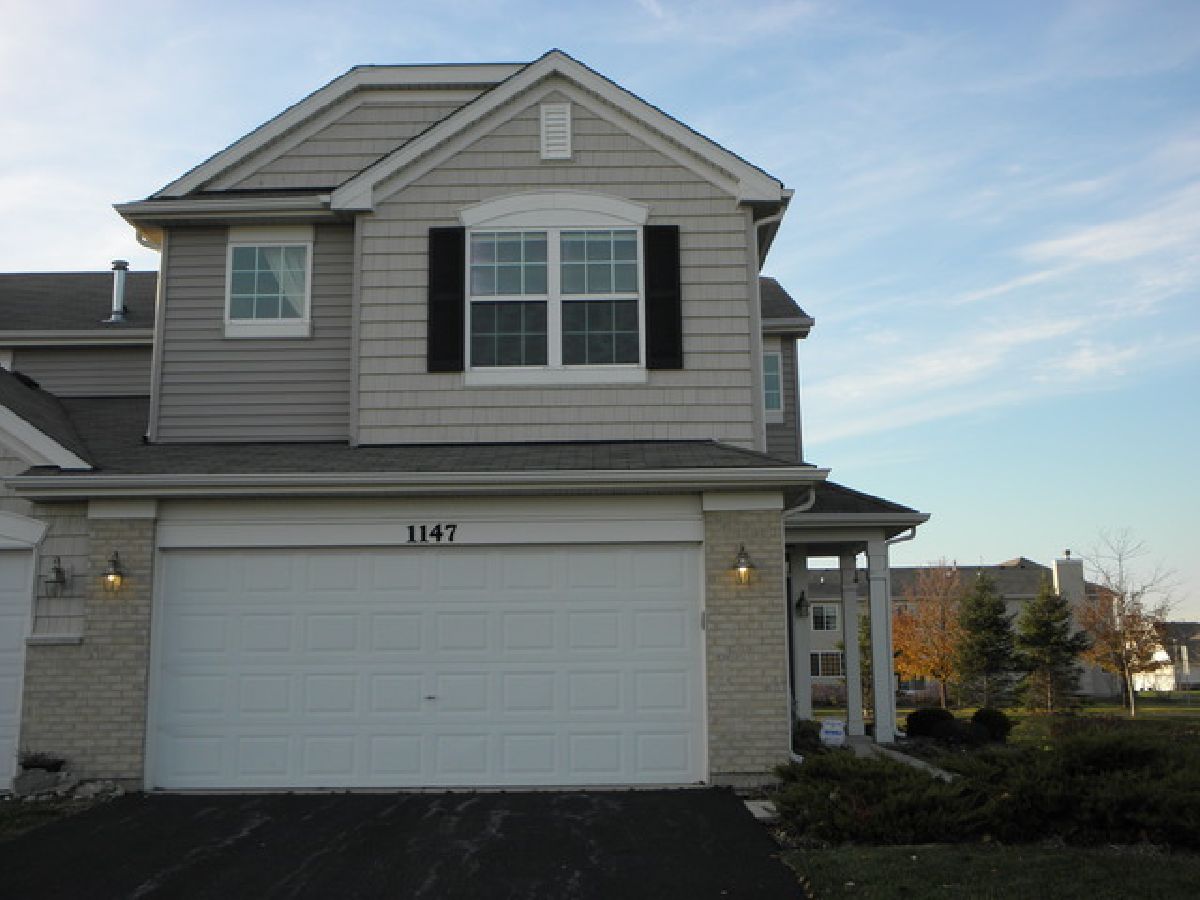 Homes & Townhomes Rented Raintree Village Yorkville Illinois, 1147 Goldfinch