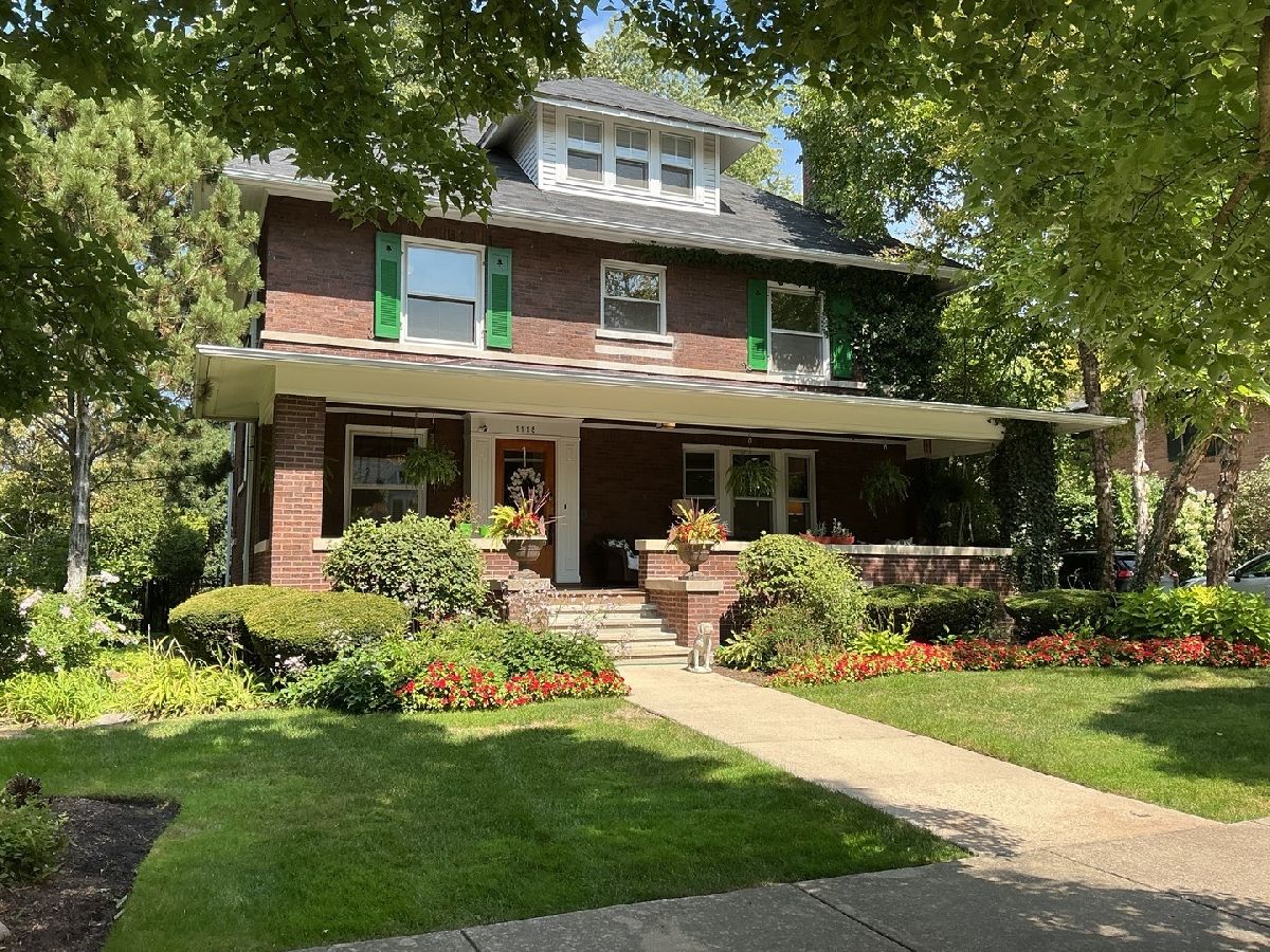 Homes & Condos & Townhomes For Sale East Wilmette Wilmette Illinois, 1118 Forest Avenue