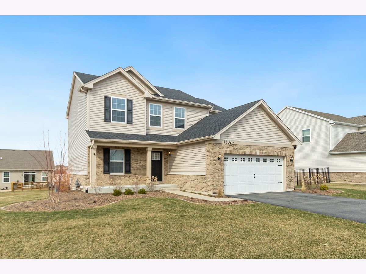 Condos & Townhomes & Homes Sold Stonegate Manhattan Illinois, 15020 Quincy