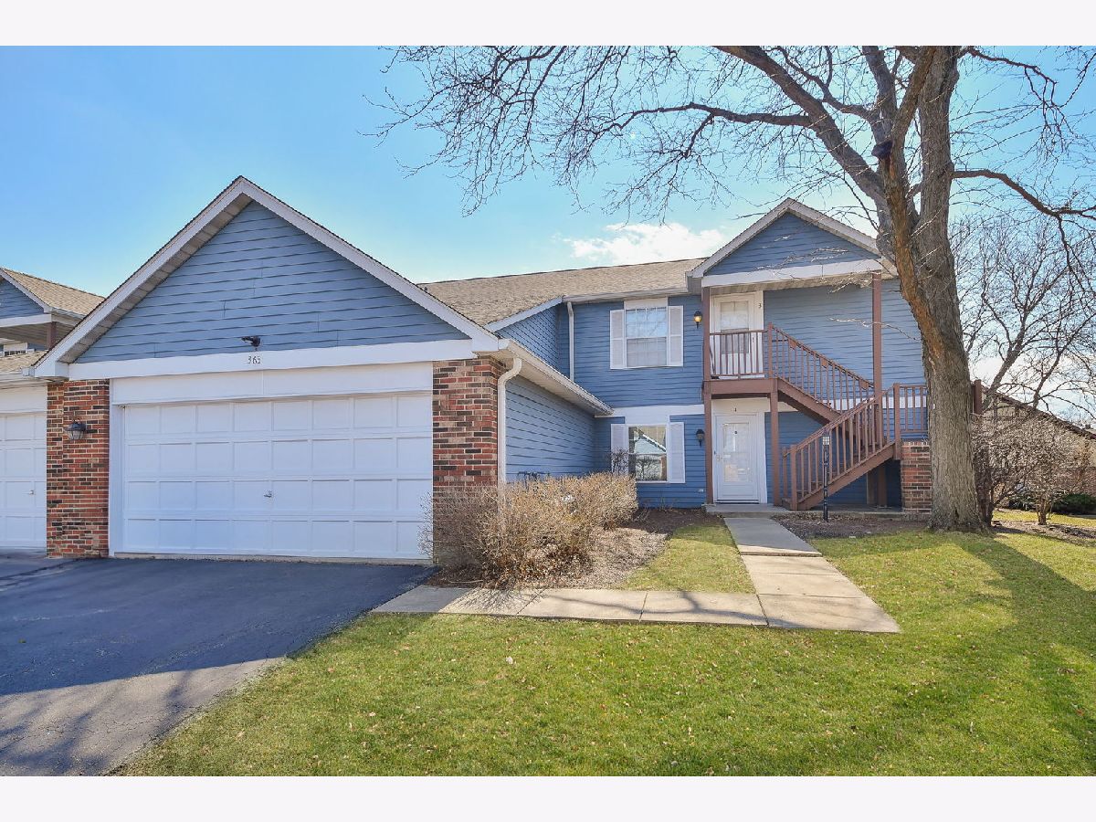 Condos & Townhomes Sold Butterfield Manor Glen Ellyn Illinois, 363 Pembroke