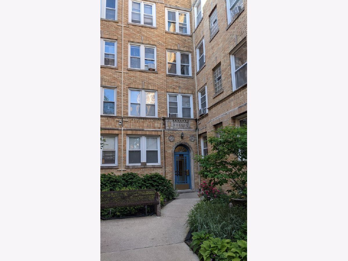 Condos & Townhomes & Homes Sold Margate Park Chicago Illinois, 842 Ainslie