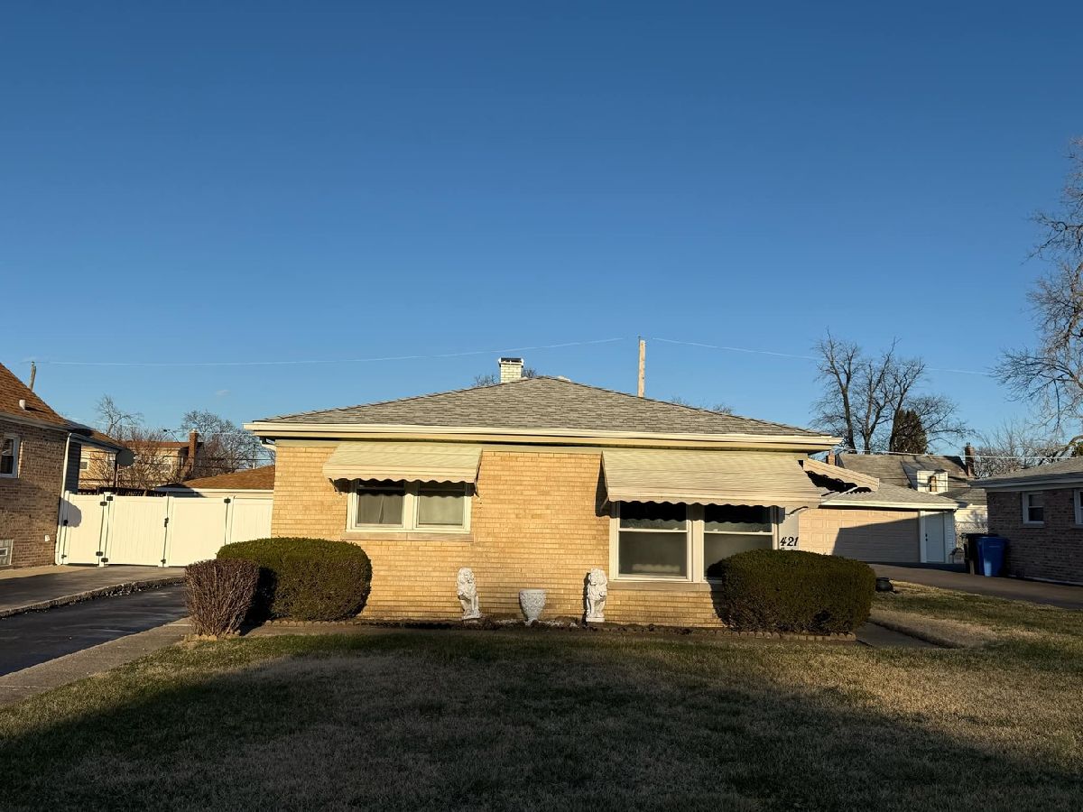  Rented Hillside Illinois, 421 Hyde Park
