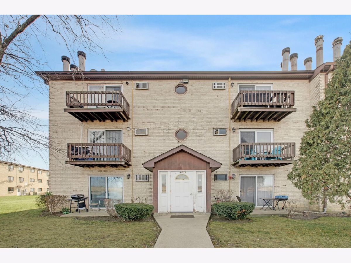 Townhomes & Homes Sold Arlington Grove Arlington Heights Illinois, 4259 Jennifer