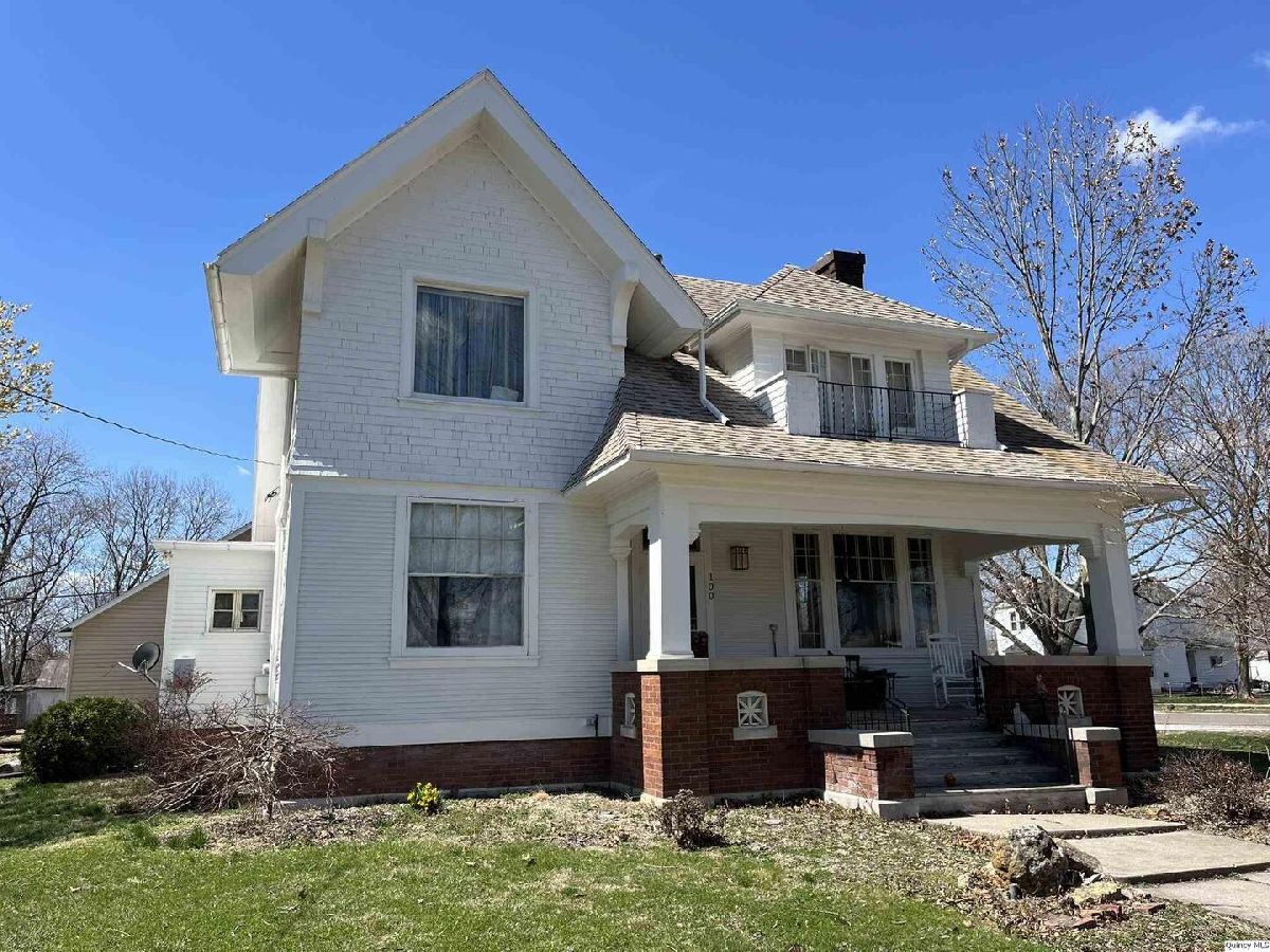  For Sale Clayton Illinois, 100 Franklin St.