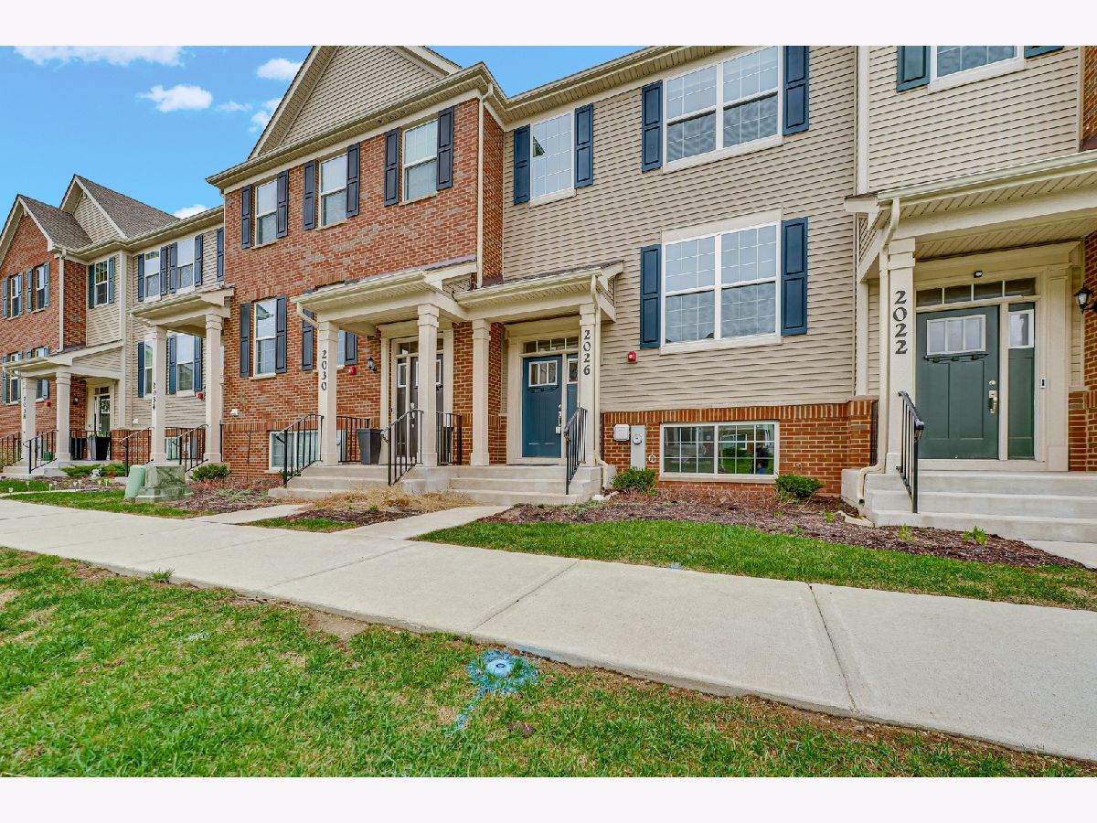 Condos & Townhomes Sold Prairie Commons Batavia Illinois, 2026 Stuttle