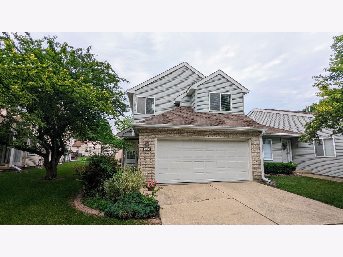 Condominiums Sold Tahoe Champaign Illinois, 1810 Tahoe