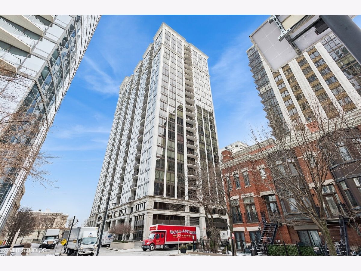 Condos & Townhomes For Sale Museum Park Chicago Illinois, 233 13th Street