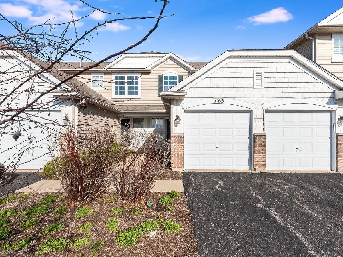 Homes & Townhomes Sold Raintree Village Yorkville Illinois, 1165 Goldfinch