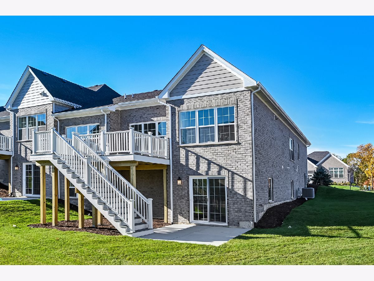 Condos & Townhomes & Homes For Sale Copper Ridge Lemont Illinois, 12235 Copper Ridge Drive