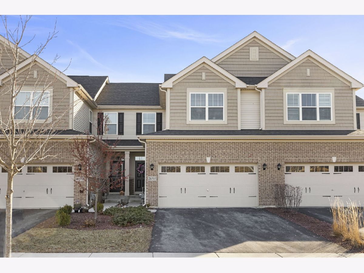 Homes & Townhomes Sold Chatham Square Plainfield Illinois, 26515 Countryside