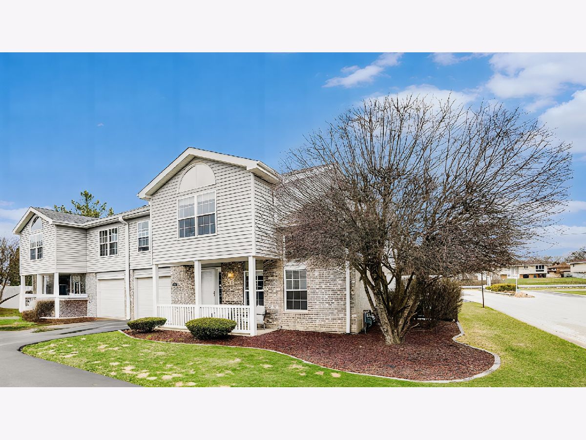 Townhomes & Condos Sold Diamonds Of Oak Forest Oak Forest Illinois, 5375 Diamond