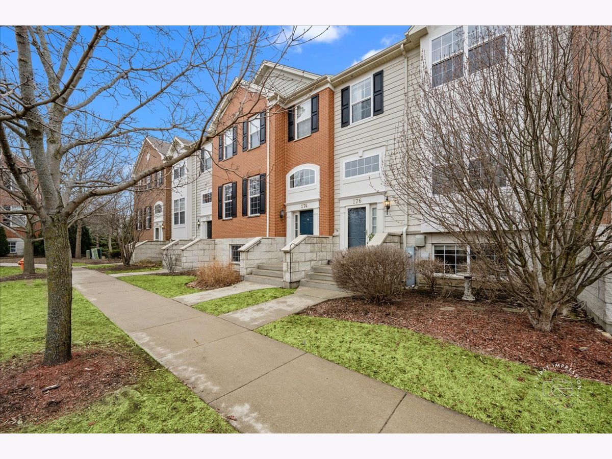 Homes & Townhomes & Condos Sold Shadow Hill Elgin Illinois, 276 Cassidy