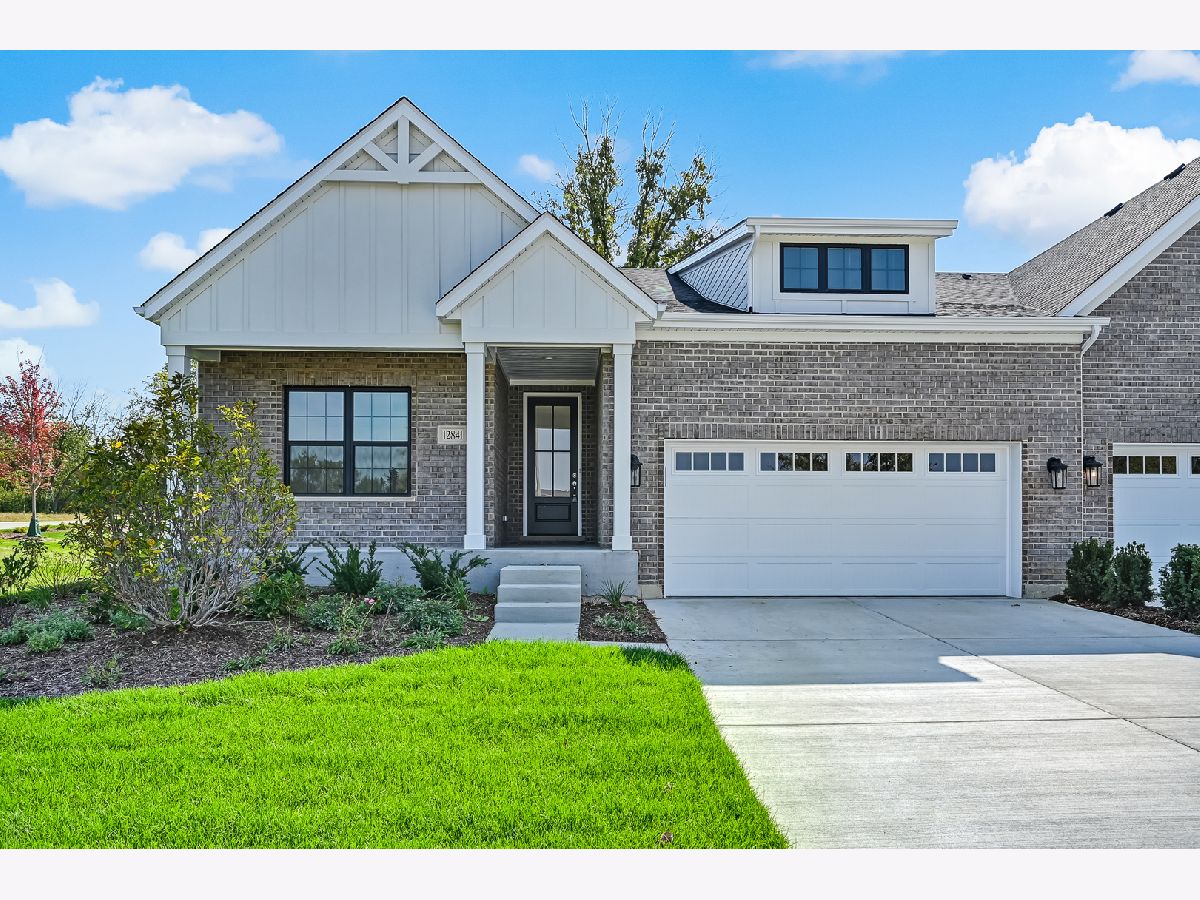 Homes & Condos & Townhomes For Sale Marble Landing Lemont Illinois, 12850 Marble Street