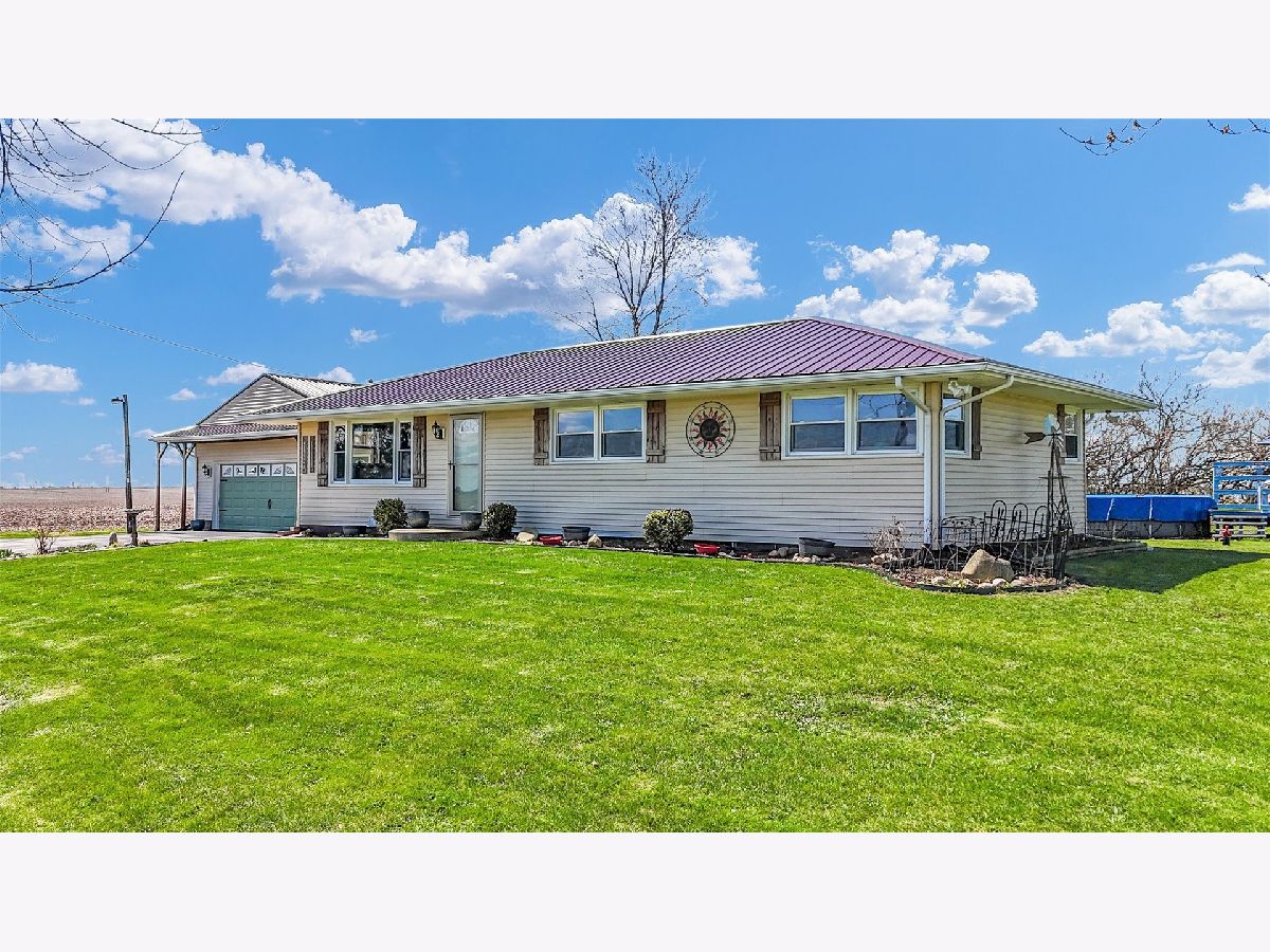 For Sale Saybrook Illinois, 12584 4100 Road