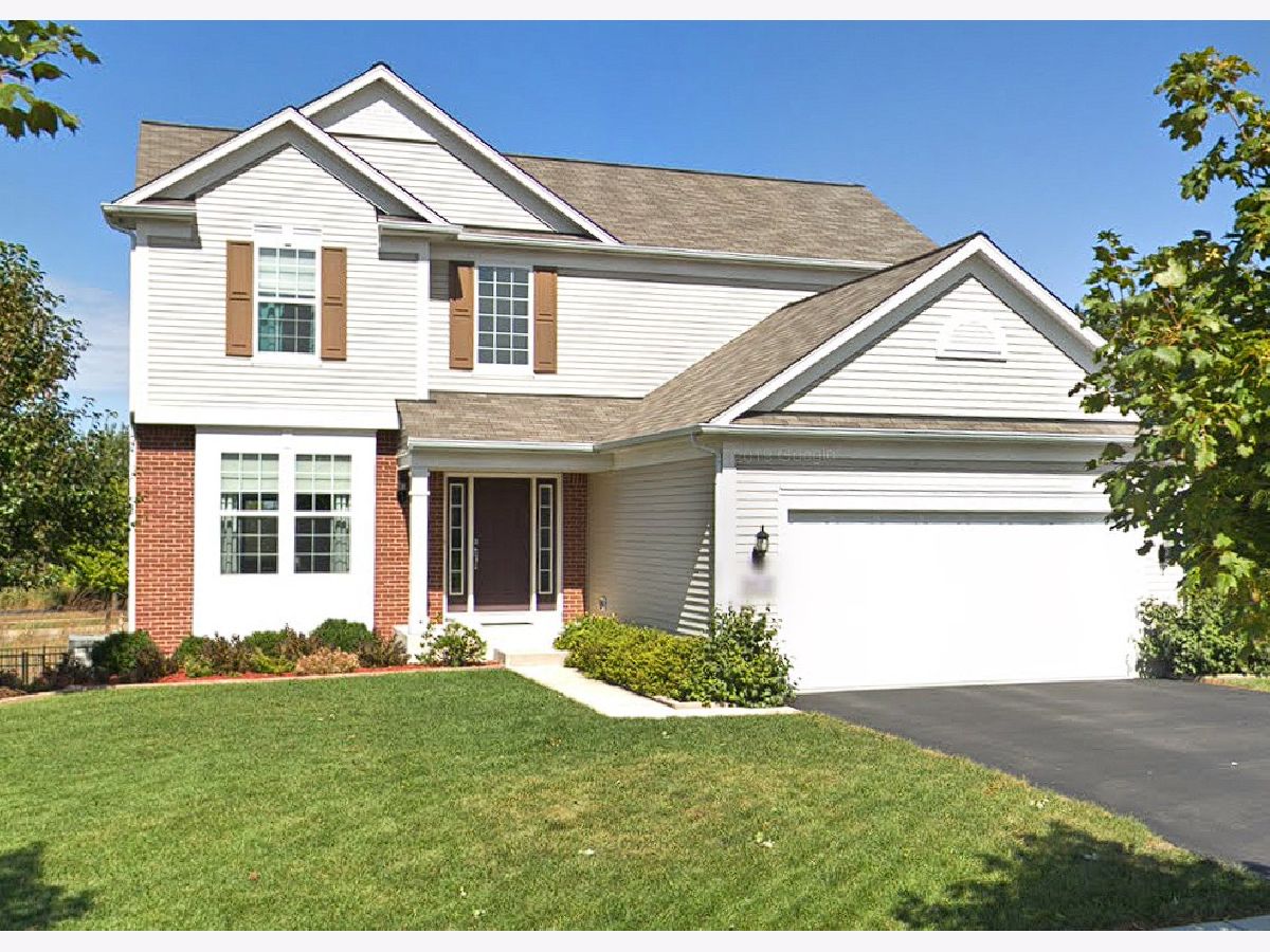 Homes Sold Winchester Glen Carpentersville Illinois, 2408 Woodside