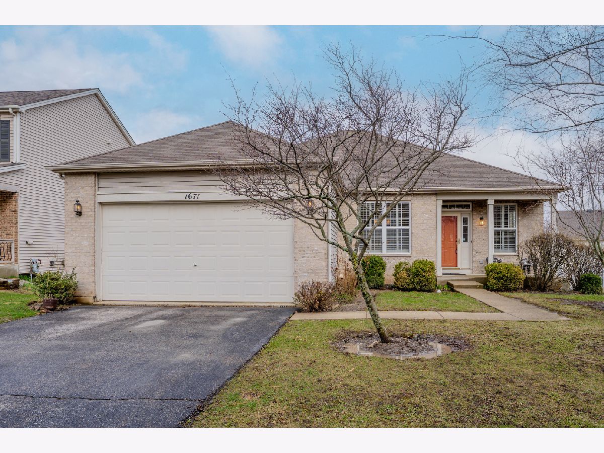 Homes Sold Clublands Antioch Antioch Illinois, 1671 Vista Lake