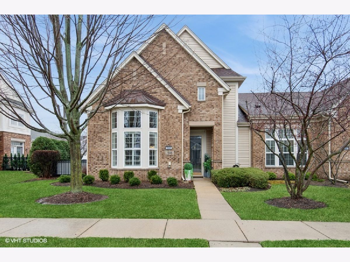 Townhomes & Condos & Homes Sold Carillon Club Naperville Illinois, 2846 Normandy