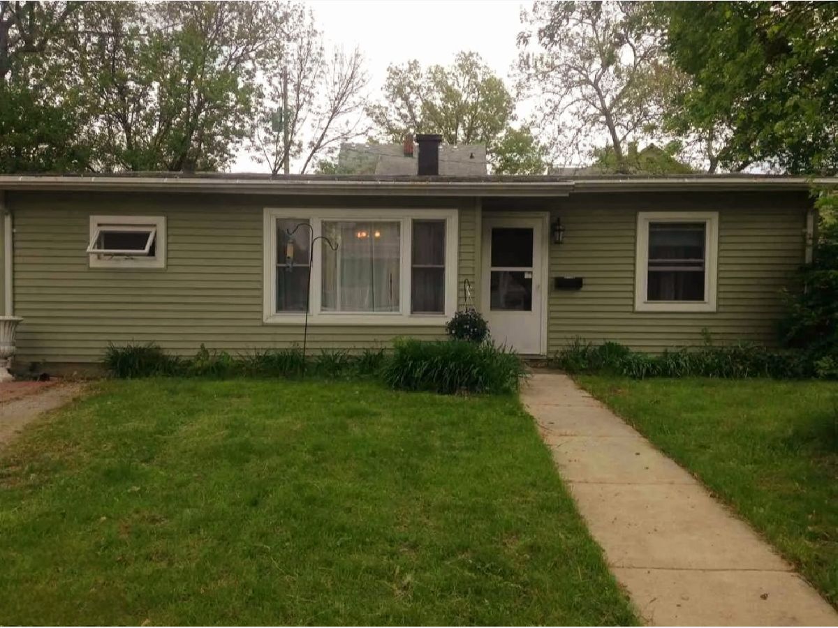 Homes & Condos & Townhomes Sold South Hill Bloomington Illinois, 1310 Madison