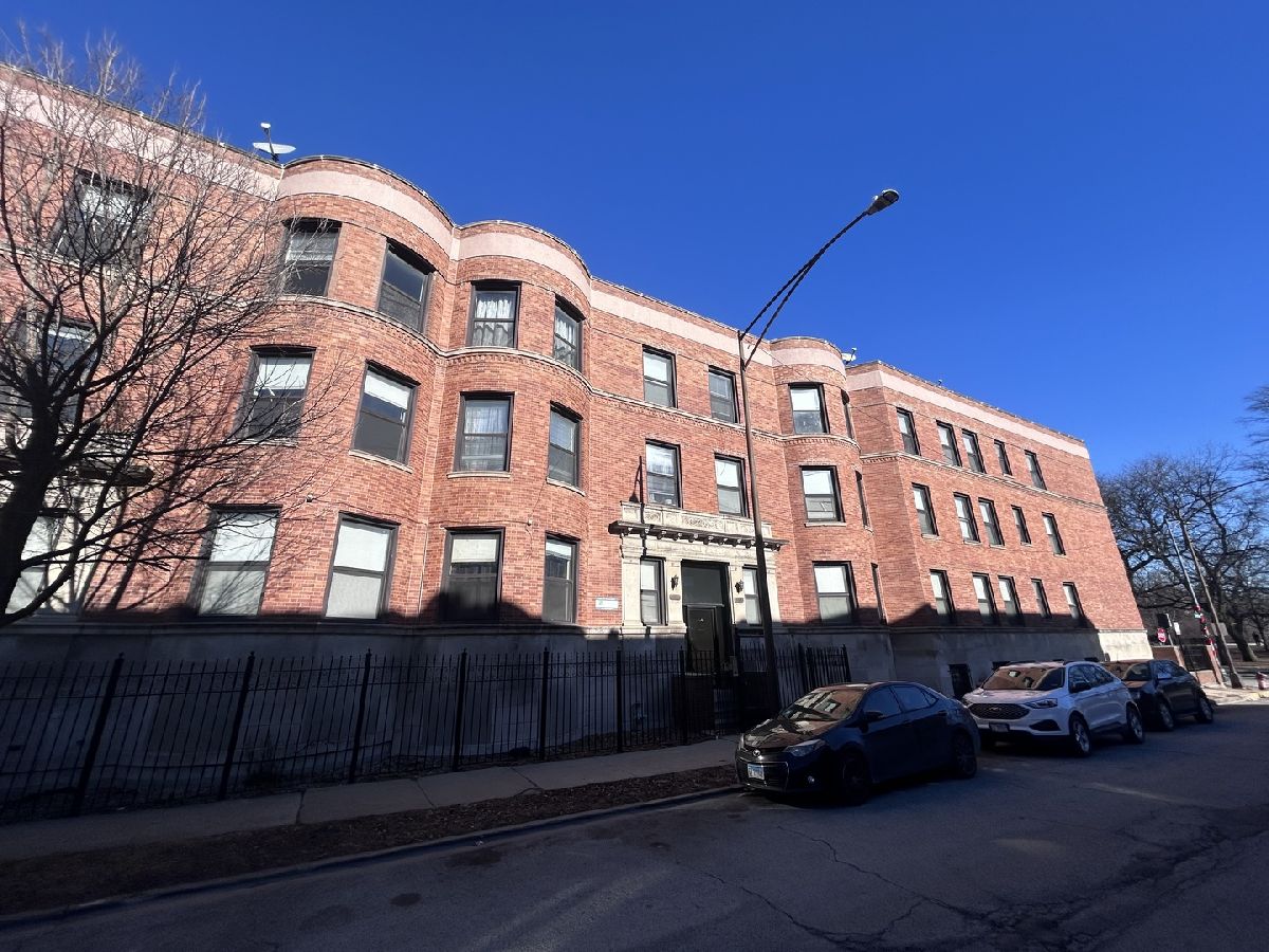 Rented Chicago Illinois, 364 59th