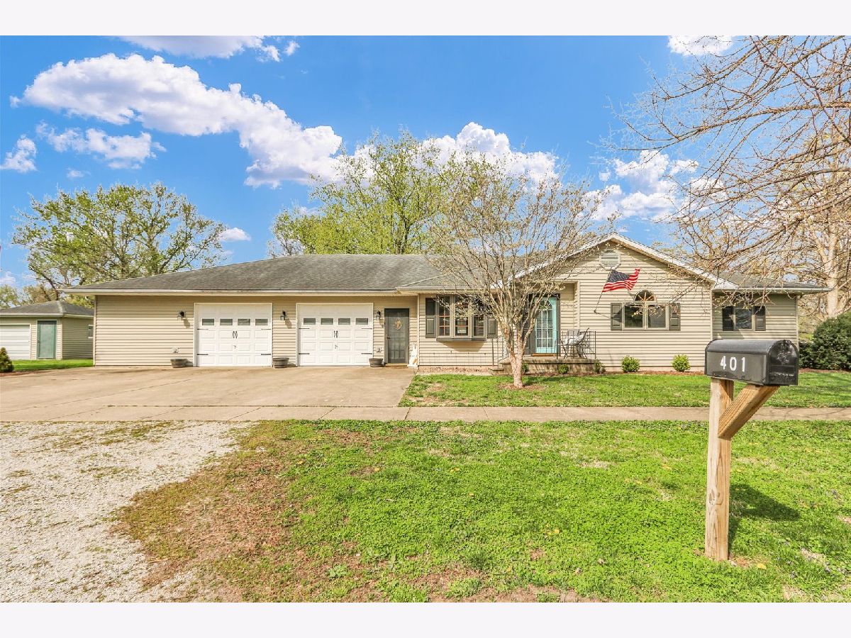 Sold Ivesdale Illinois, 401 Colburn