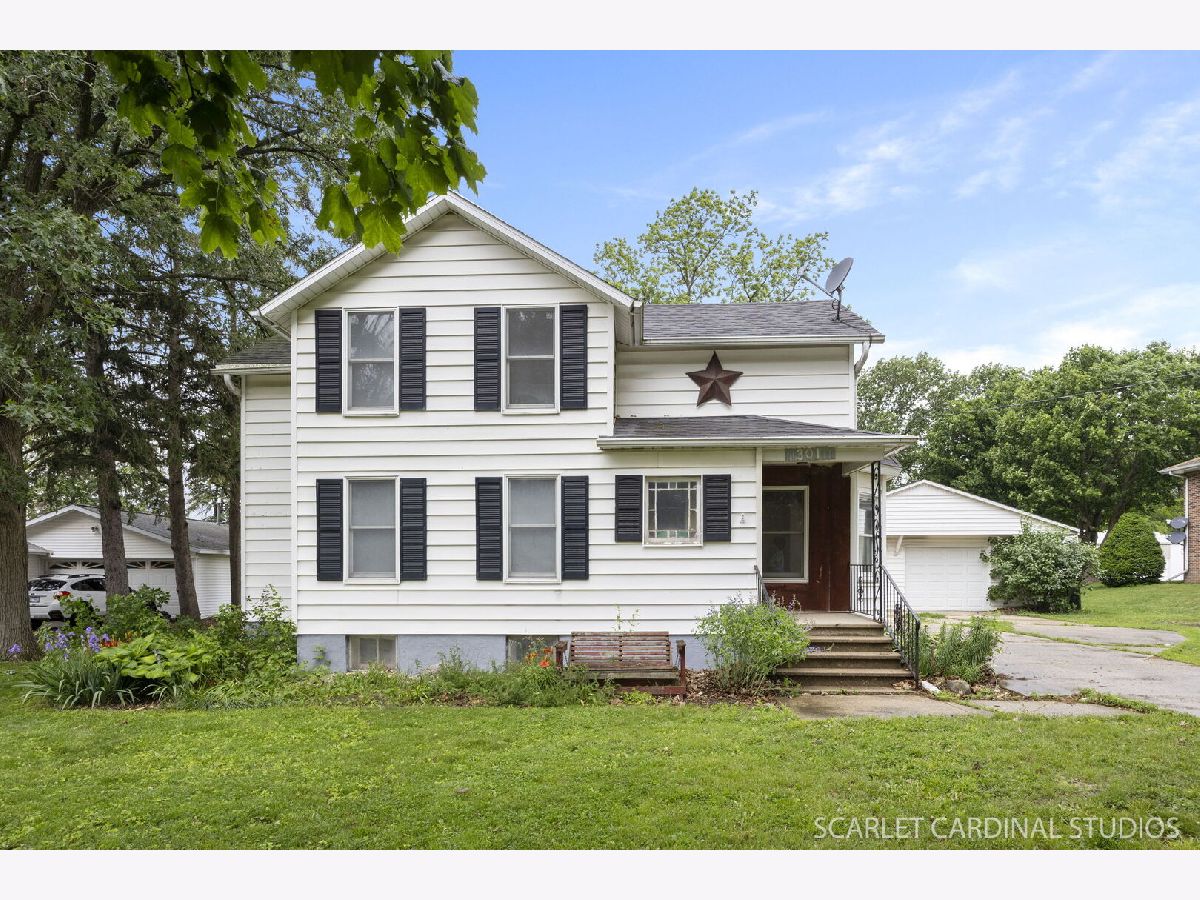  Sold Shabbona Illinois, 301 Shabbona