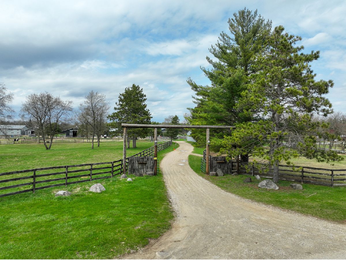 For Sale Bull Valley Illinois, 8206 Bull Valley Road